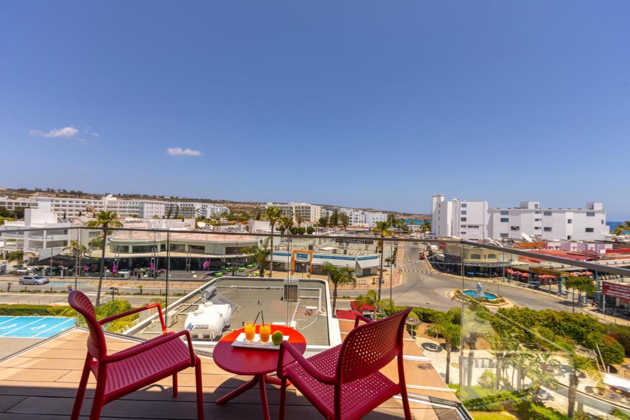 Faros Hotel Ayia Napa Exterior foto